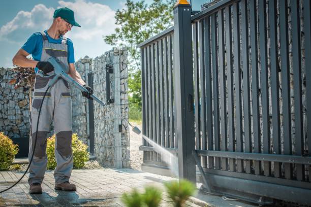 Best Rust Removal  in Crestline, OH